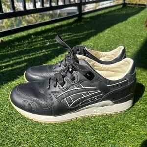 TUXEDO ASICS Men's Black Sneakers